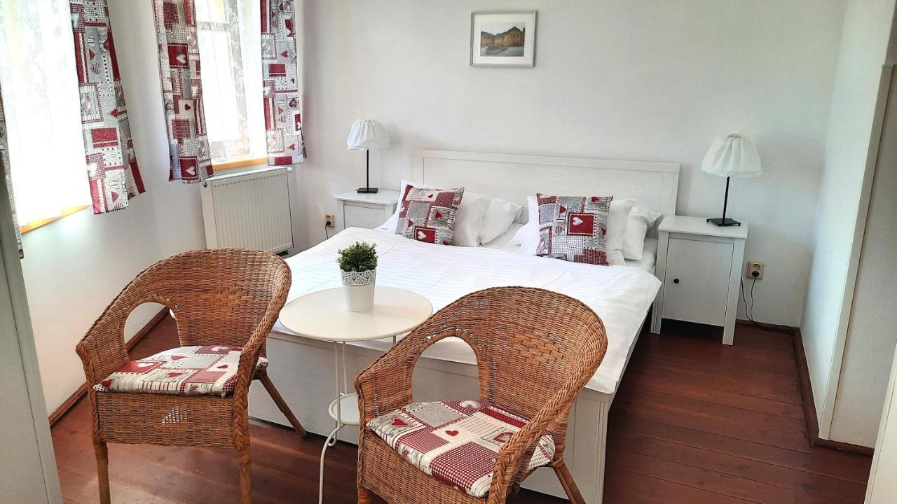 Hotel Strelnice Teplice nad Metují 외부 사진