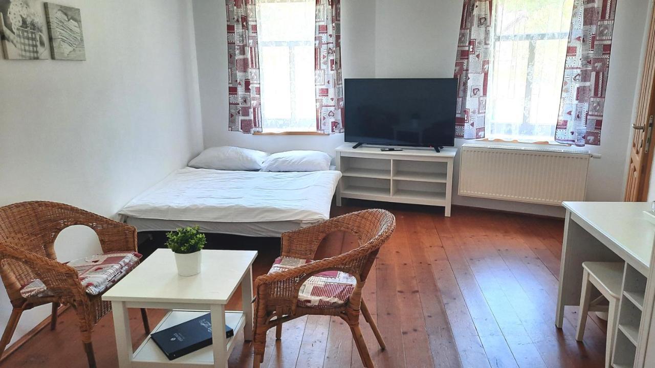 Hotel Strelnice Teplice nad Metují 외부 사진