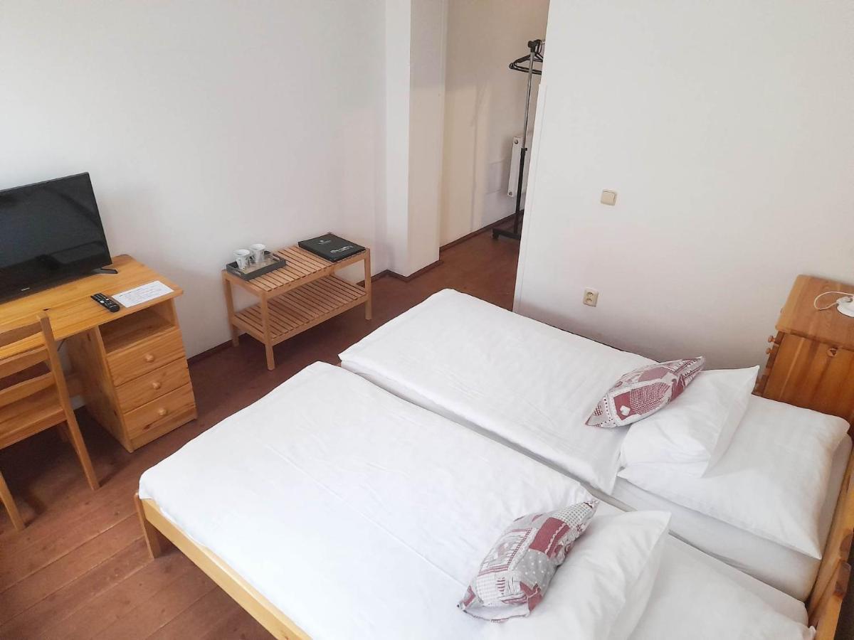 Hotel Strelnice Teplice nad Metují 외부 사진