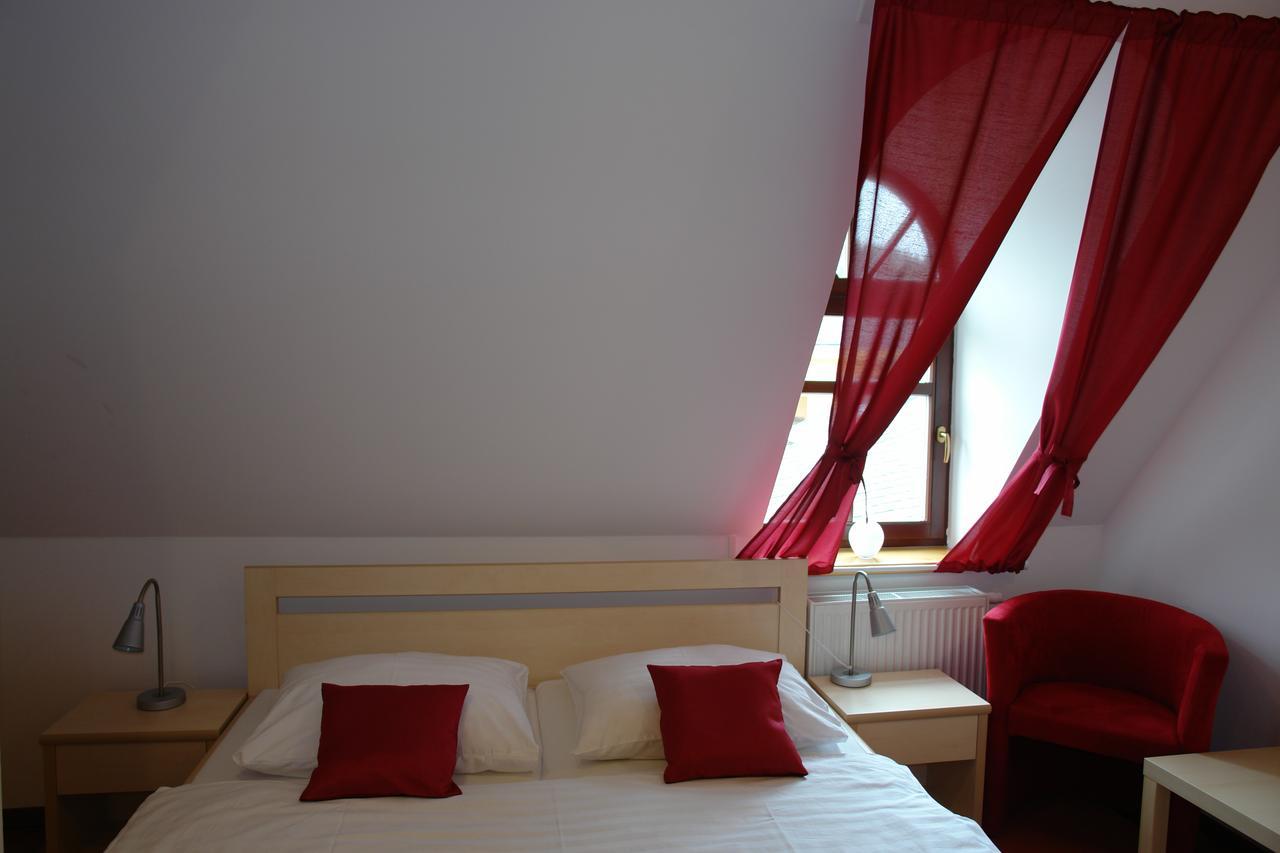 Hotel Strelnice Teplice nad Metují 외부 사진